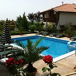 Vilă Hilltop *